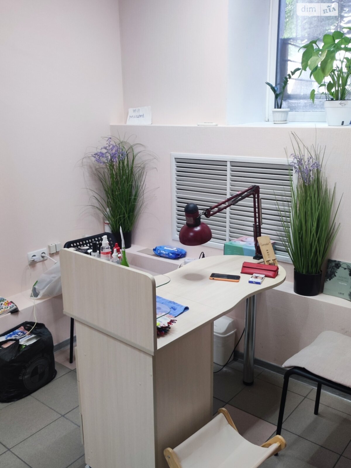 Коммерческое помещение в Запорожье, сдам в аренду по Соборный проспект 192, район Вознесеновский (Орджоникидзевский), цена: 15 000 грн за объект фото 1 Коммерческое помещение в Запорожье, сдам в аренду по Соборный проспект 192, район Вознесеновский (Орджоникидзевский), цена: 15 000 грн за объект фото 1