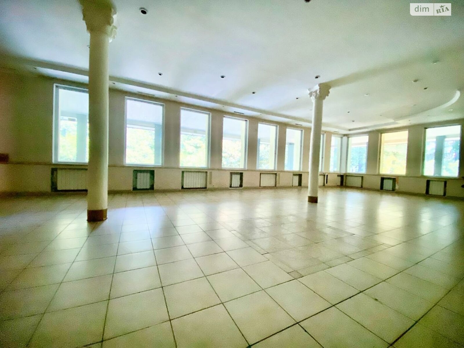 Коммерческое помещение в Запорожье, сдам в аренду по Парковый (ул. Леонова) бульвар 15, район Вознесеновский (Орджоникидзевский), цена: 30 000 грн за объект фото 1