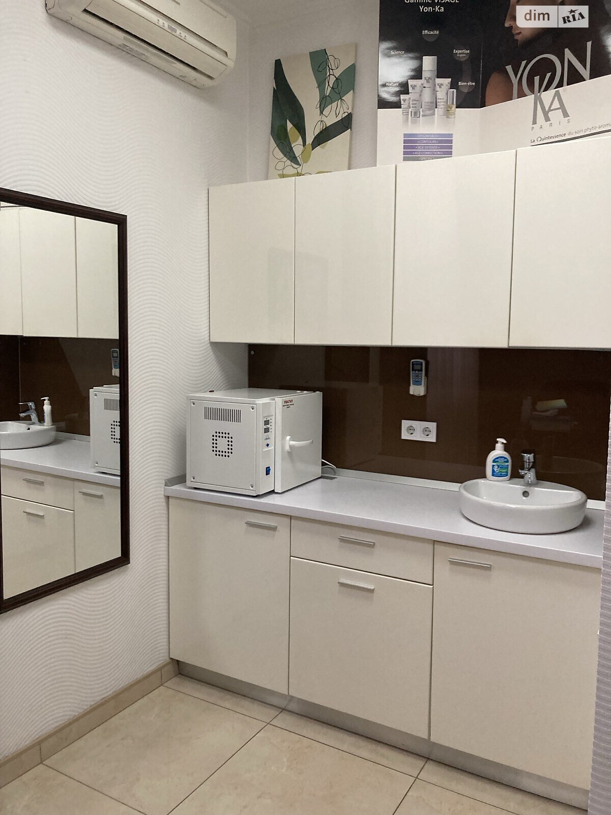 Комерційне приміщення в Запоріжжі, здам в оренду по Соборний проспект, район Вознесенівський (Орджонікідзевський), ціна: 5 000 грн за об’єкт фото 1 Комерційне приміщення в Запоріжжі, здам в оренду по Соборний проспект, район Вознесенівський (Орджонікідзевський), ціна: 5 000 грн за об’єкт фото 1