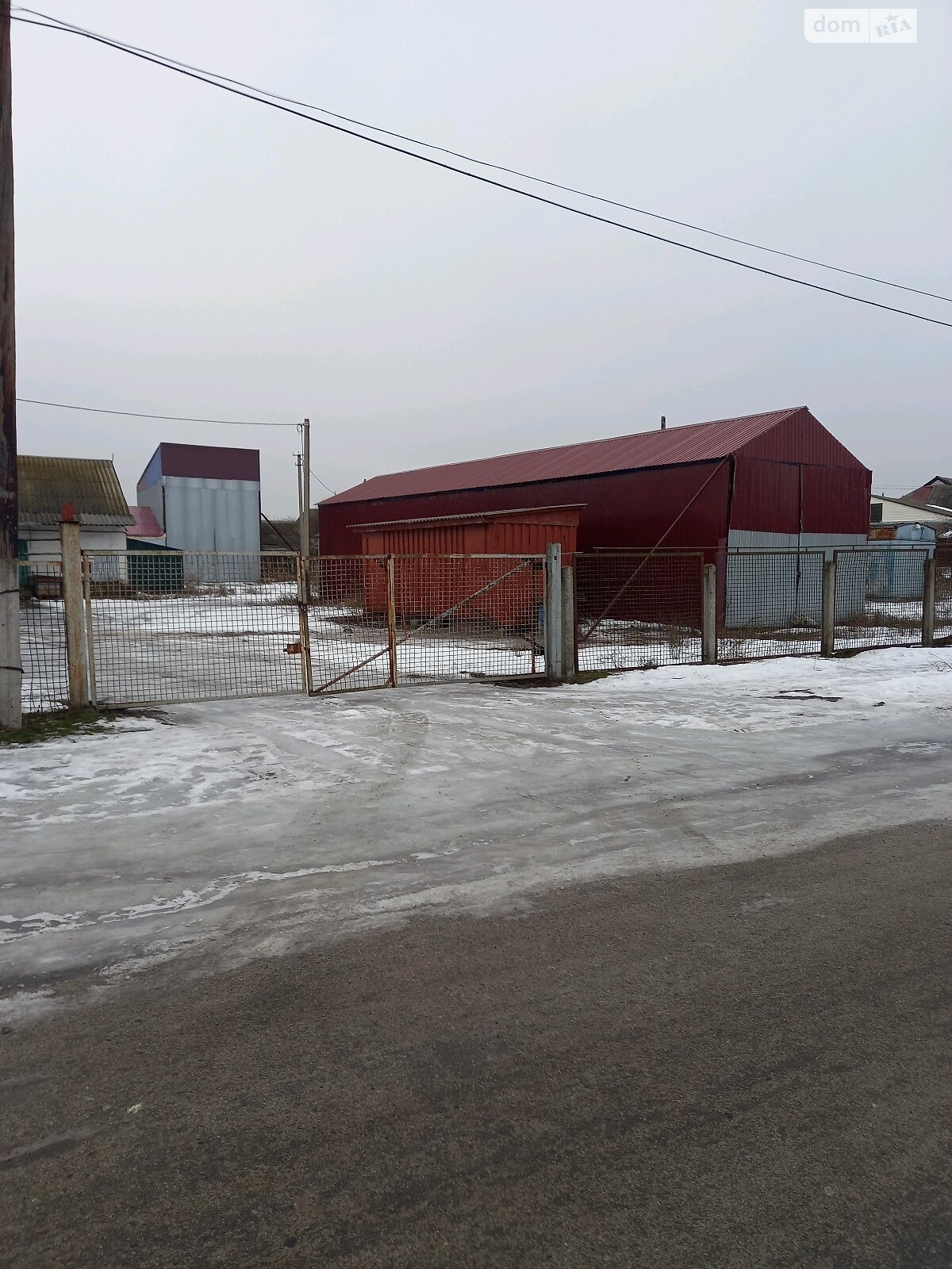 Коммерческое помещение в Змиеве, сдам в аренду по Залізничний провулок, район Замостье, цена: 6 000 грн за объект фото 1 Коммерческое помещение в Змиеве, сдам в аренду по Залізничний провулок, район Замостье, цена: 6 000 грн за объект фото 1