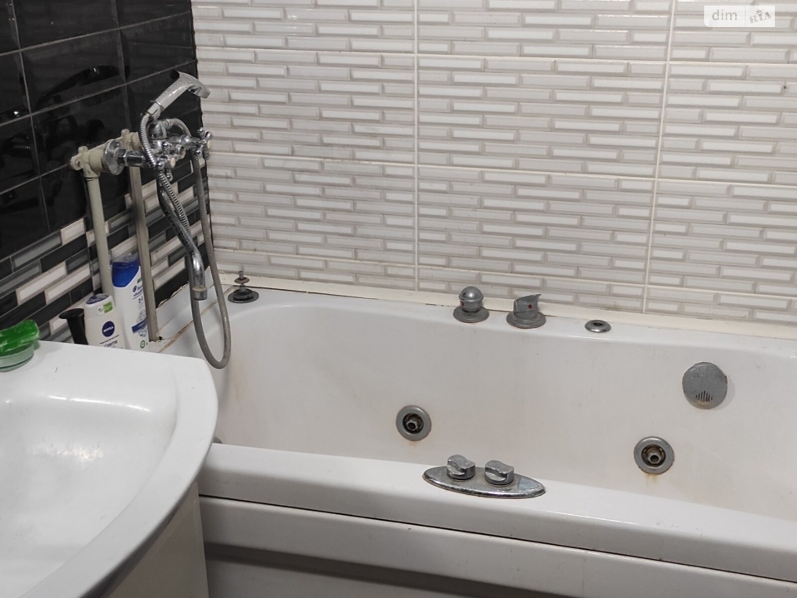 Комната в Чабанах, улица Машиностроителей 6А помесячно фото 1