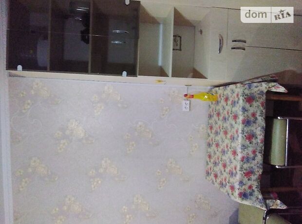 Кімната в Черкасах, район Митниця Припортова (Героїв Сталінграда) вулиця 11, кв. 93, помісячно фото 1 Кімната в Черкасах, район Митниця Припортова (Героїв Сталінграда) вулиця 11, кв. 93, помісячно фото 1
