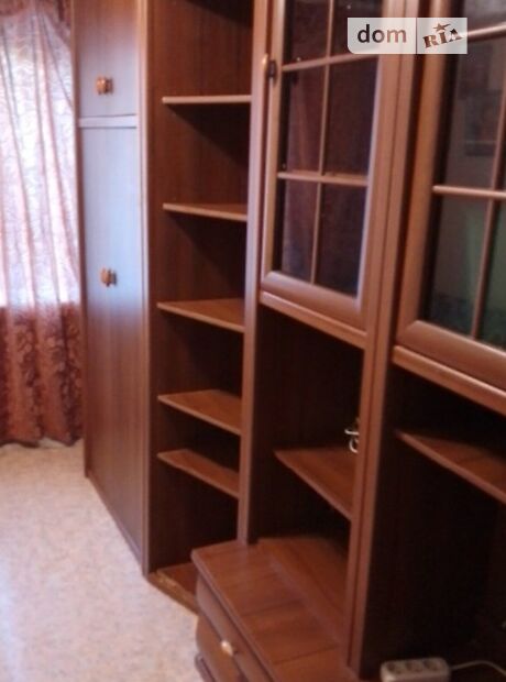 Комната в Чернигове, район Центральный Рынок улица Любецкая 2, кв. 18, помесячно фото 1 Комната в Чернигове, район Центральный Рынок улица Любецкая 2, кв. 18, помесячно фото 1