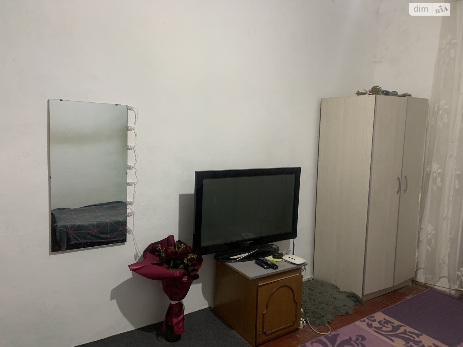 Комната проживание без хозяев в Черновцах, район Первомайский переулок Прутский 5 помесячно фото 1 Комната проживание без хозяев в Черновцах, район Первомайский переулок Прутский 5 помесячно фото 1