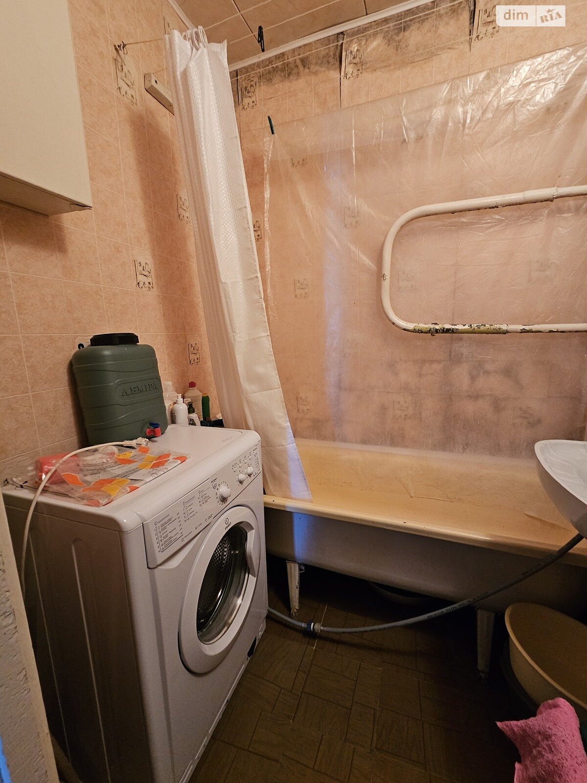 Комната в Днепре, район Рабочая улица Рабочая 73 помесячно фото 1 Комната в Днепре, район Рабочая улица Рабочая 73 помесячно фото 1