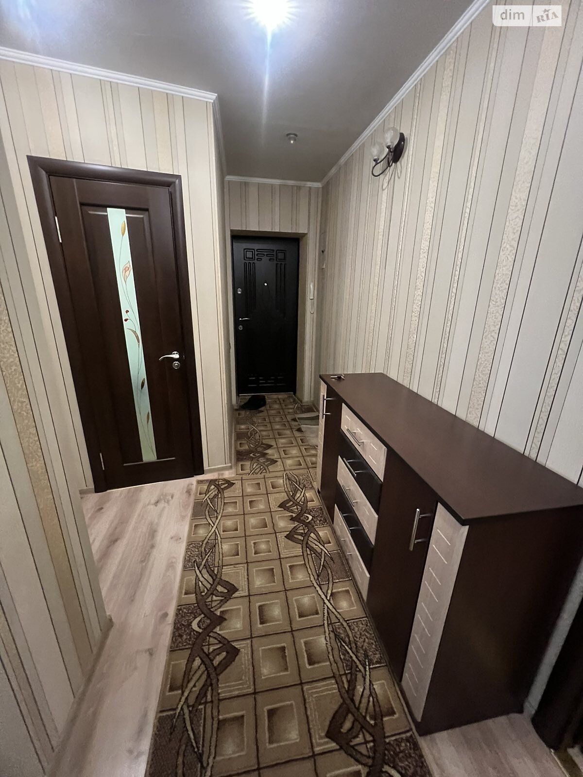 Кімната в Хмельницькому, район Виставка вулиця Зарічанська помісячно фото 1