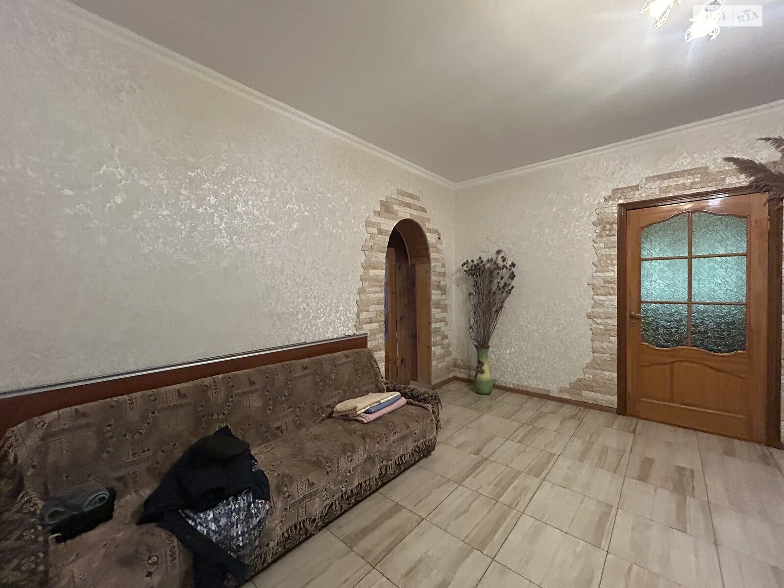 Кімната в Хотові, вулиця Михайла Коцюбинського 10 помісячно фото 1