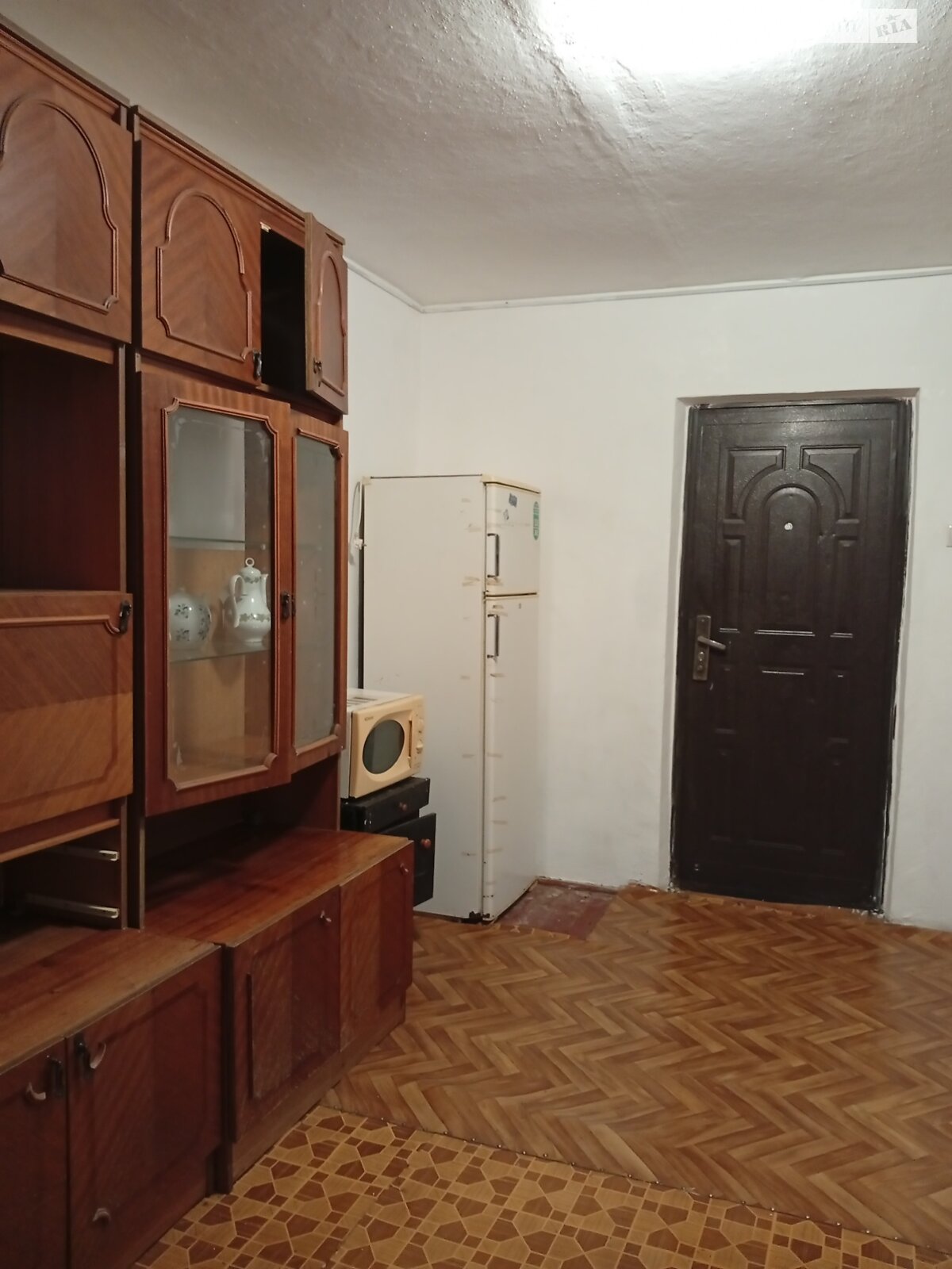 Кімната в Калуші, район Новий Калуш (Посьолок) вулиця Січових Стрільців 34, кв. 157, помісячно фото 1 Кімната в Калуші, район Новий Калуш (Посьолок) вулиця Січових Стрільців 34, кв. 157, помісячно фото 1