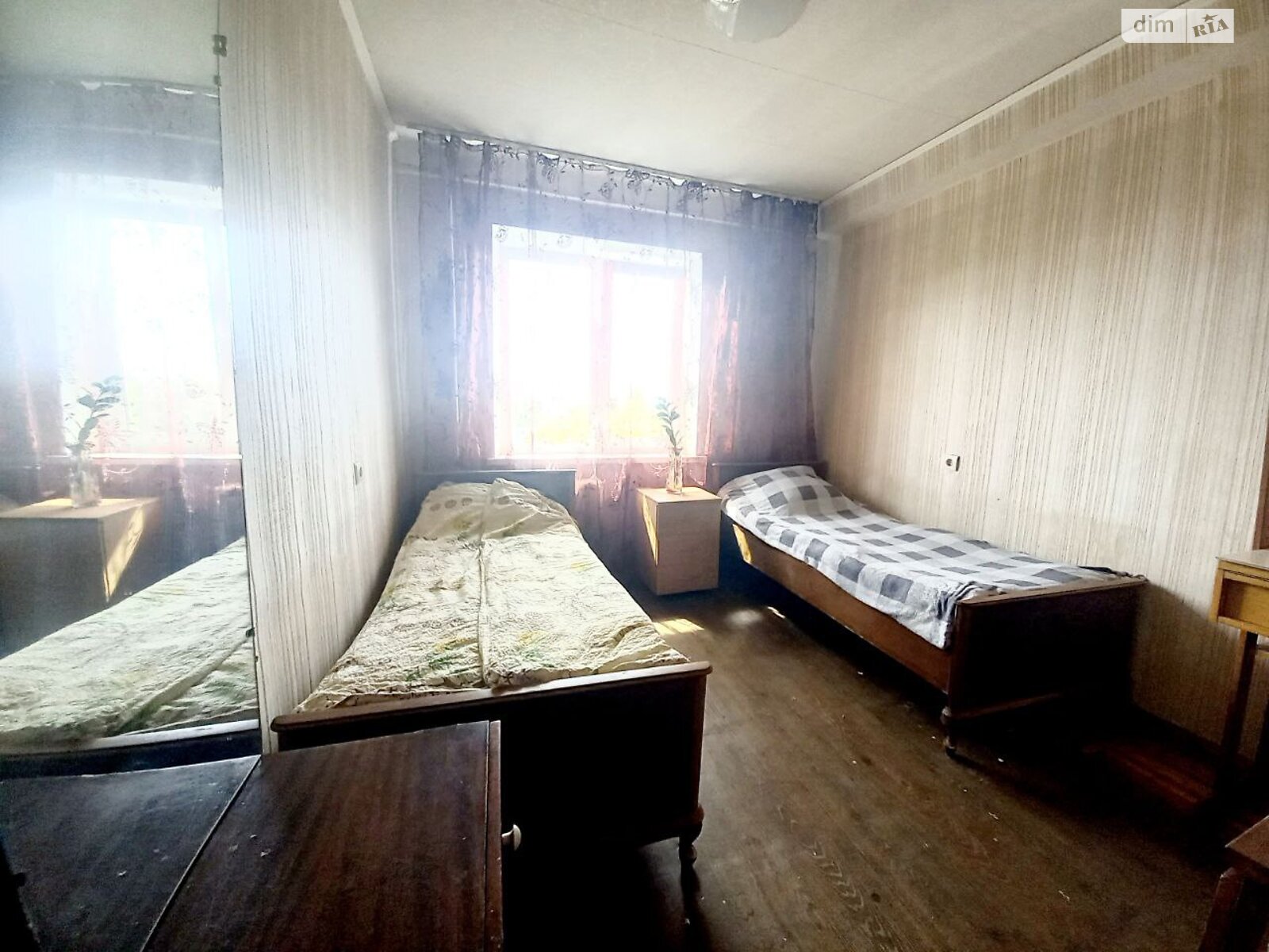 Кімната в Києві, район Борщагівка бульвар Жуля Верна (Ромена Роллана) 5/8 помісячно фото 1 Кімната в Києві, район Борщагівка бульвар Жуля Верна (Ромена Роллана) 5/8 помісячно фото 1