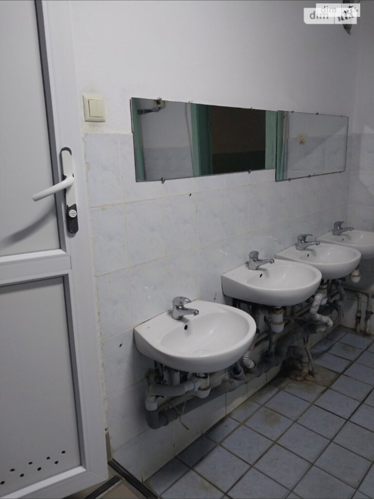 Комната проживание без хозяев в Киеве, район Борщаговка бульвар Николая Руденко (Кольцова) 20А помесячно фото 1 Комната проживание без хозяев в Киеве, район Борщаговка бульвар Николая Руденко (Кольцова) 20А помесячно фото 1