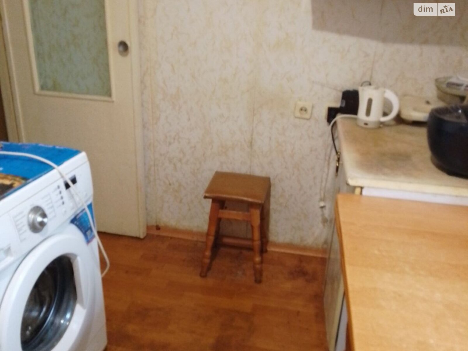 Кімната в Києві, район Чоколівка вулиця Ушинського 17 помісячно фото 1 Кімната в Києві, район Чоколівка вулиця Ушинського 17 помісячно фото 1