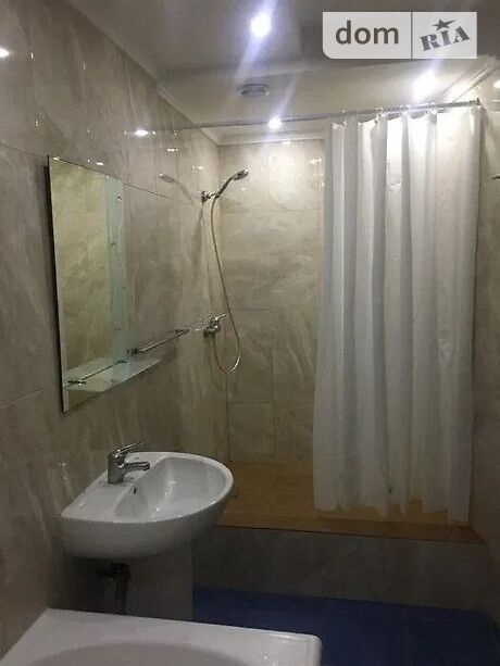 Комната в Киеве, район Дарницкий улица Декабристов 12/37 помесячно фото 1 Комната в Киеве, район Дарницкий улица Декабристов 12/37 помесячно фото 1