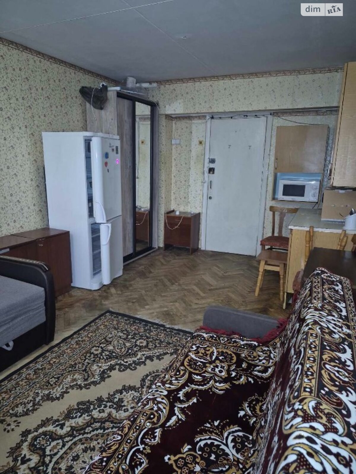 Комната в Киеве, Александра Лазаревского (Минина) улица 14 помесячно фото 1 Комната в Киеве, Александра Лазаревского (Минина) улица 14 помесячно фото 1