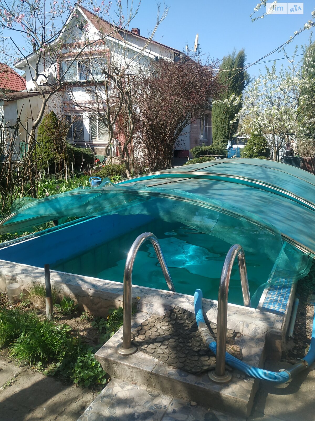 Комната в Киеве, район Днепровский улица Садовая 34 помесячно фото 1 Комната в Киеве, район Днепровский улица Садовая 34 помесячно фото 1