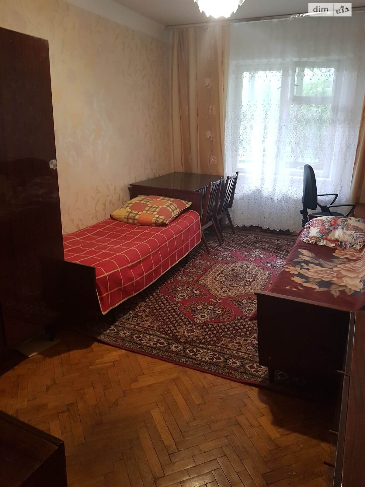 Комната в Киеве, район Галаганы улица Чистяковская 6-10 помесячно фото 1 Комната в Киеве, район Галаганы улица Чистяковская 6-10 помесячно фото 1