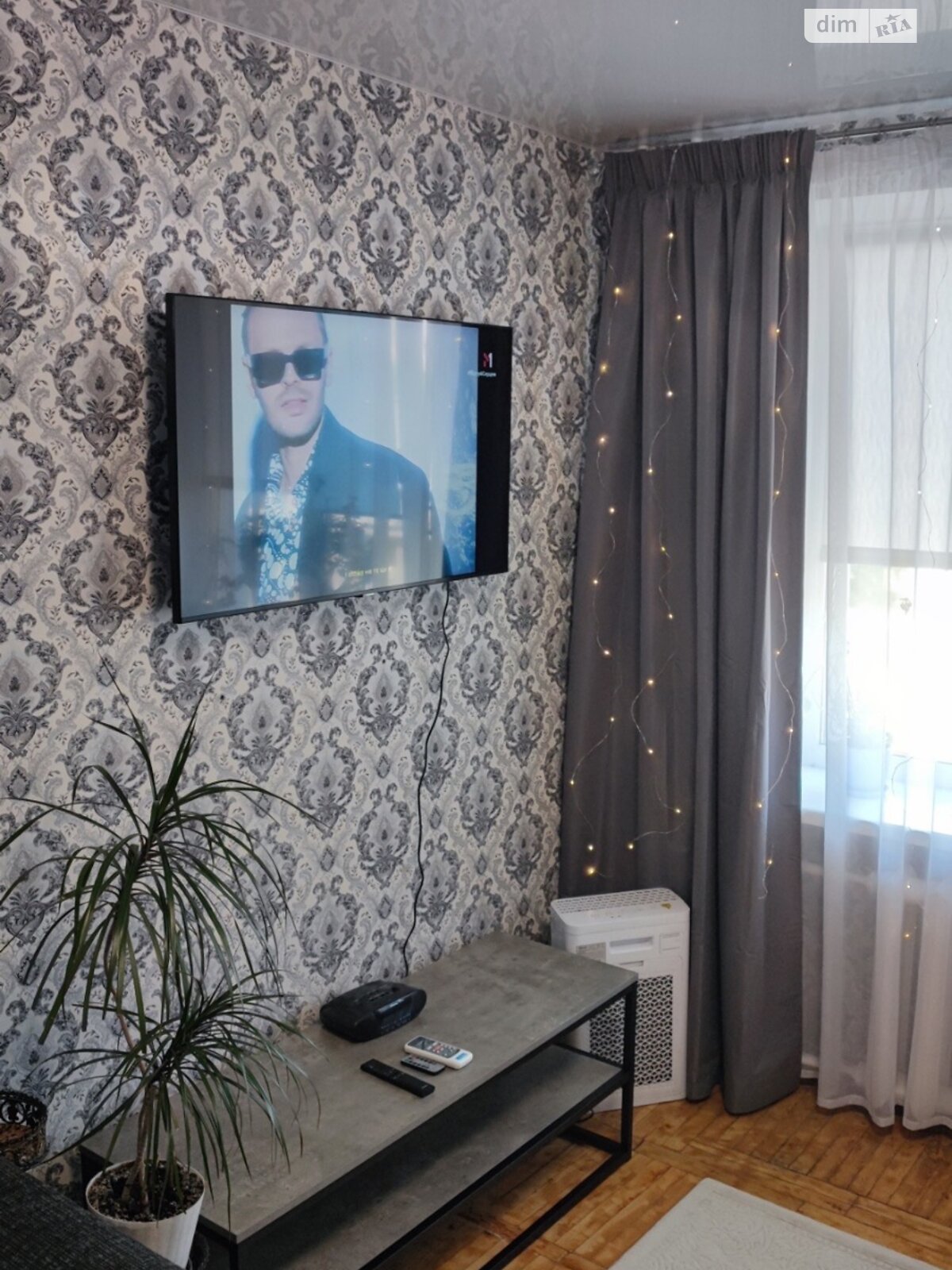 Кімната в Києві, район Караваєві Дачі вулиця Андрія Мельника (Генерала Тупикова) 31/2А, кв. 24/7, помісячно фото 1 Кімната в Києві, район Караваєві Дачі вулиця Андрія Мельника (Генерала Тупикова) 31/2А, кв. 24/7, помісячно фото 1
