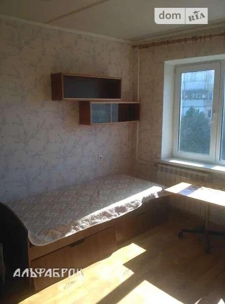 Комната в Киеве, район Куреневка улица Петропавловская 14 помесячно фото 1 Комната в Киеве, район Куреневка улица Петропавловская 14 помесячно фото 1