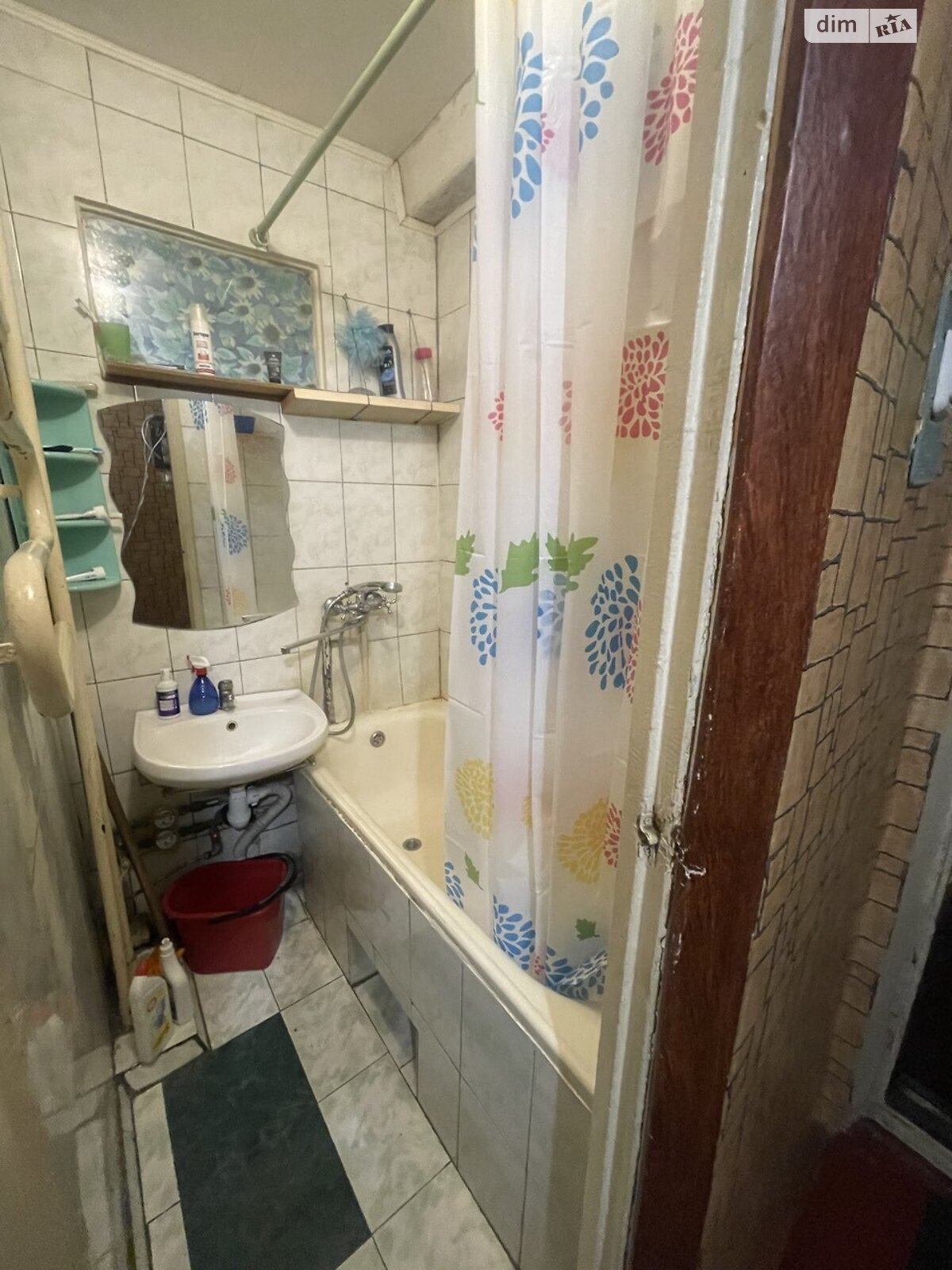 Комната проживание без хозяев в Киеве, район Лесной Массив проспект Лесной помесячно фото 1 Комната проживание без хозяев в Киеве, район Лесной Массив проспект Лесной помесячно фото 1