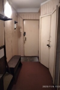 Кімната проживання без господарів в Києві, район Лісовий Масив вулиця Мілютенка 30/12 помісячно фото 2