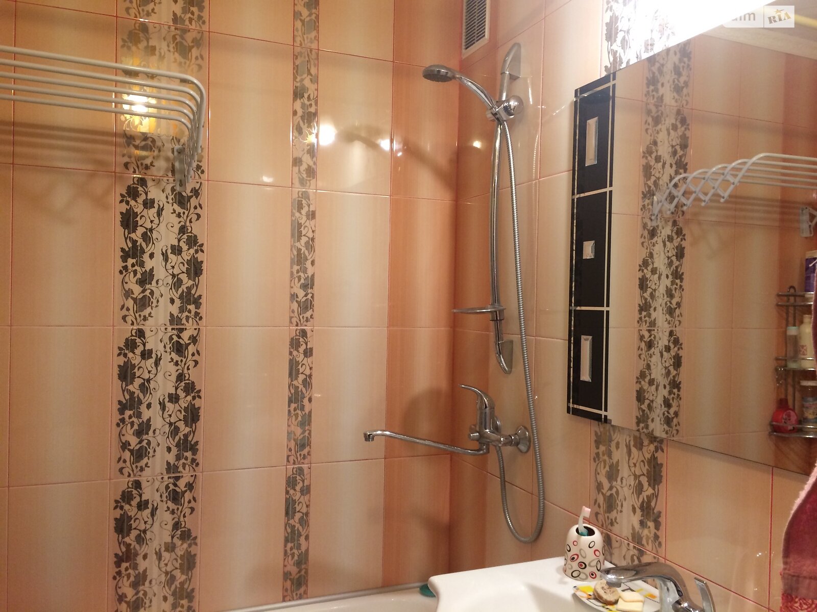 Кімната в Києві, район Мінський Масив вулиця Полярна 8Г помісячно фото 1