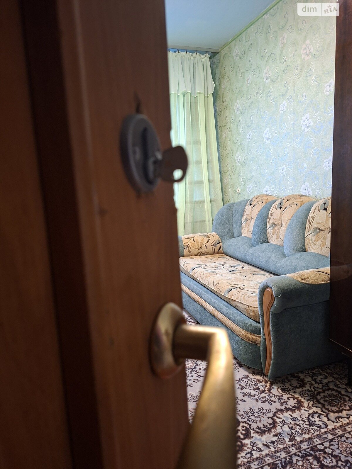 Кімната в Києві, район Новобіличі вулиця Олега Мудрака (Генерала Наумова) 37Б, кв. 57, помісячно фото 1 Кімната в Києві, район Новобіличі вулиця Олега Мудрака (Генерала Наумова) 37Б, кв. 57, помісячно фото 1