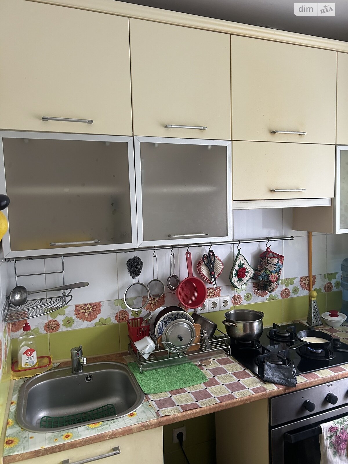 Кімната в Києві, район Оболонь вулиця Йорданська (Лайоша Гавро) 24 помісячно фото 1 Кімната в Києві, район Оболонь вулиця Йорданська (Лайоша Гавро) 24 помісячно фото 1