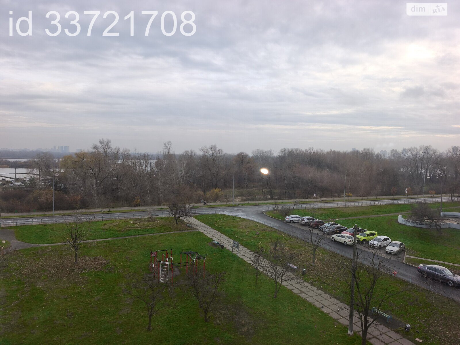 Комната в Киеве, район Оболонь улица Припятская 19 помесячно фото 1