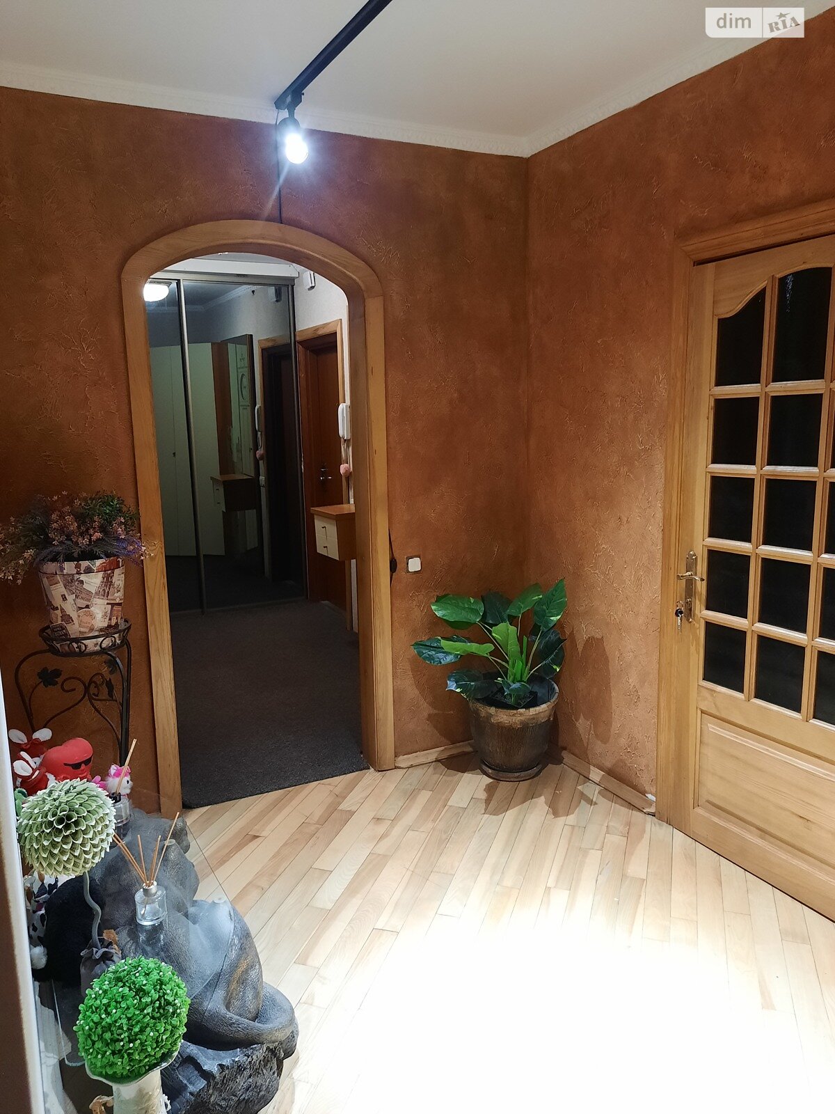 Комната в Киеве, район Оболонский улица Иорданская (Лайоша Гавро) 11Д помесячно фото 1