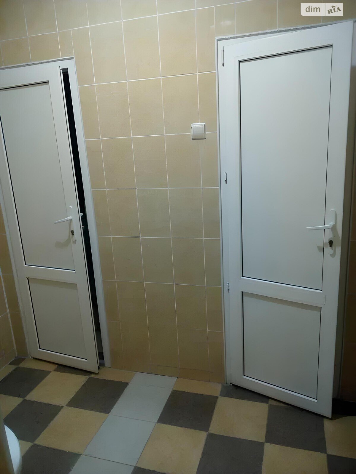 Кімната в Києві, район Подільський вулиця Кирилівська 126/2 помісячно фото 1 Кімната в Києві, район Подільський вулиця Кирилівська 126/2 помісячно фото 1