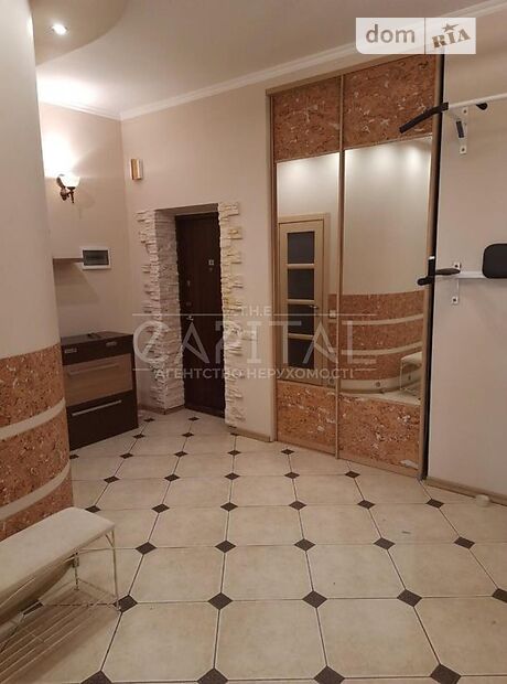 Комната в Киеве, район Подольский улица Хорива 39/41 помесячно фото 1 Комната в Киеве, район Подольский улица Хорива 39/41 помесячно фото 1
