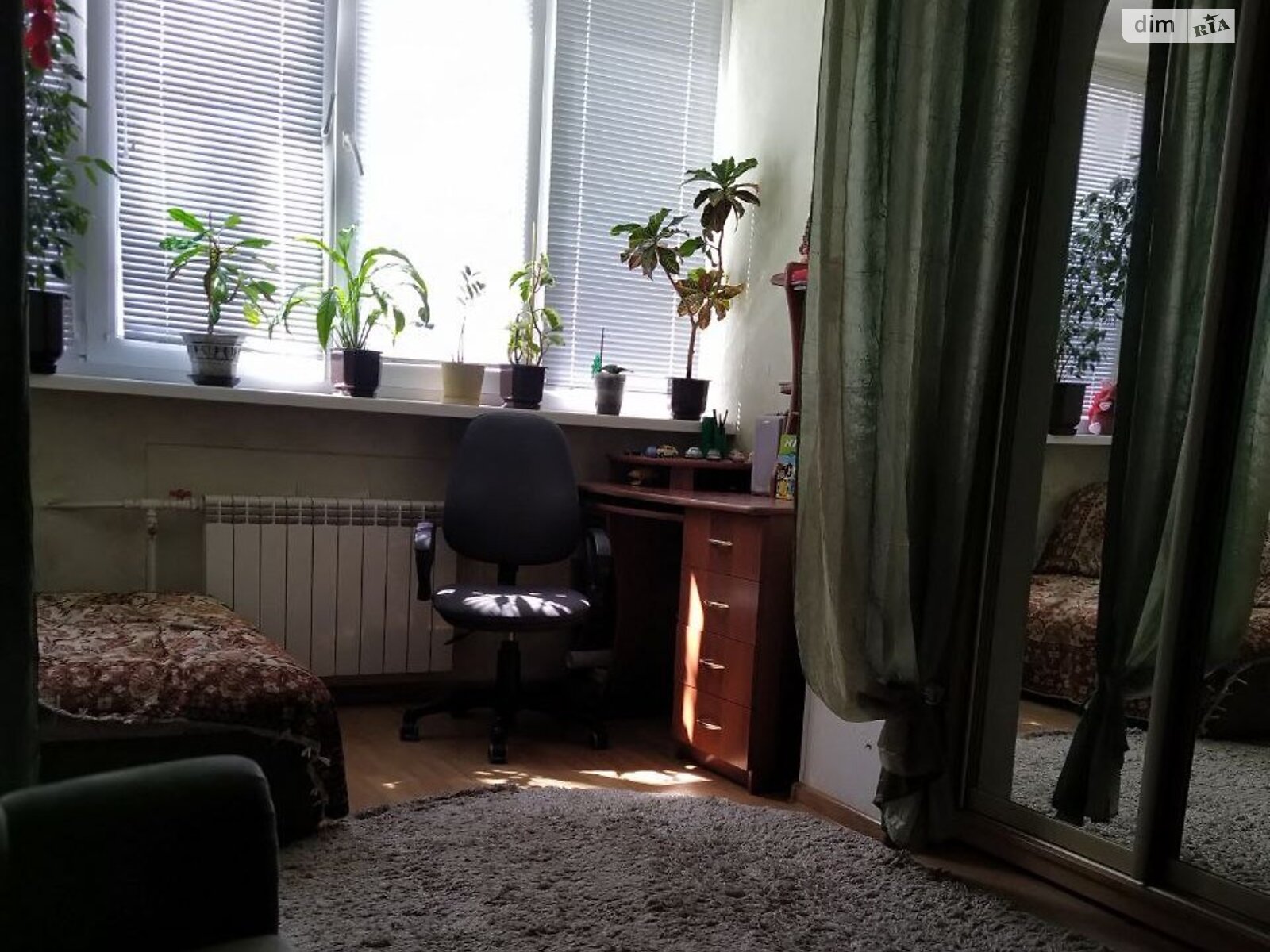 Кімната в Києві, район Позняки вулиця Ахматової Анни 4 помісячно фото 1