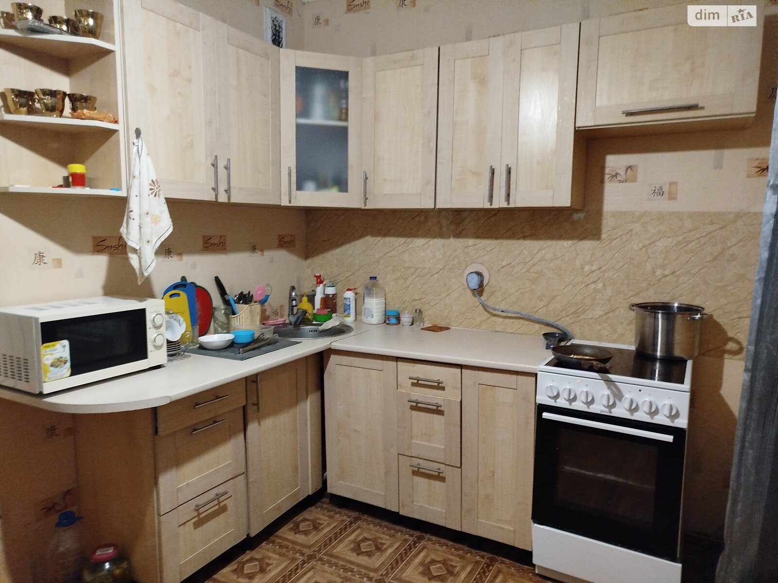 Комната в Киеве, район Позняки улица Срибнокильская 4 помесячно фото 1 Комната в Киеве, район Позняки улица Срибнокильская 4 помесячно фото 1