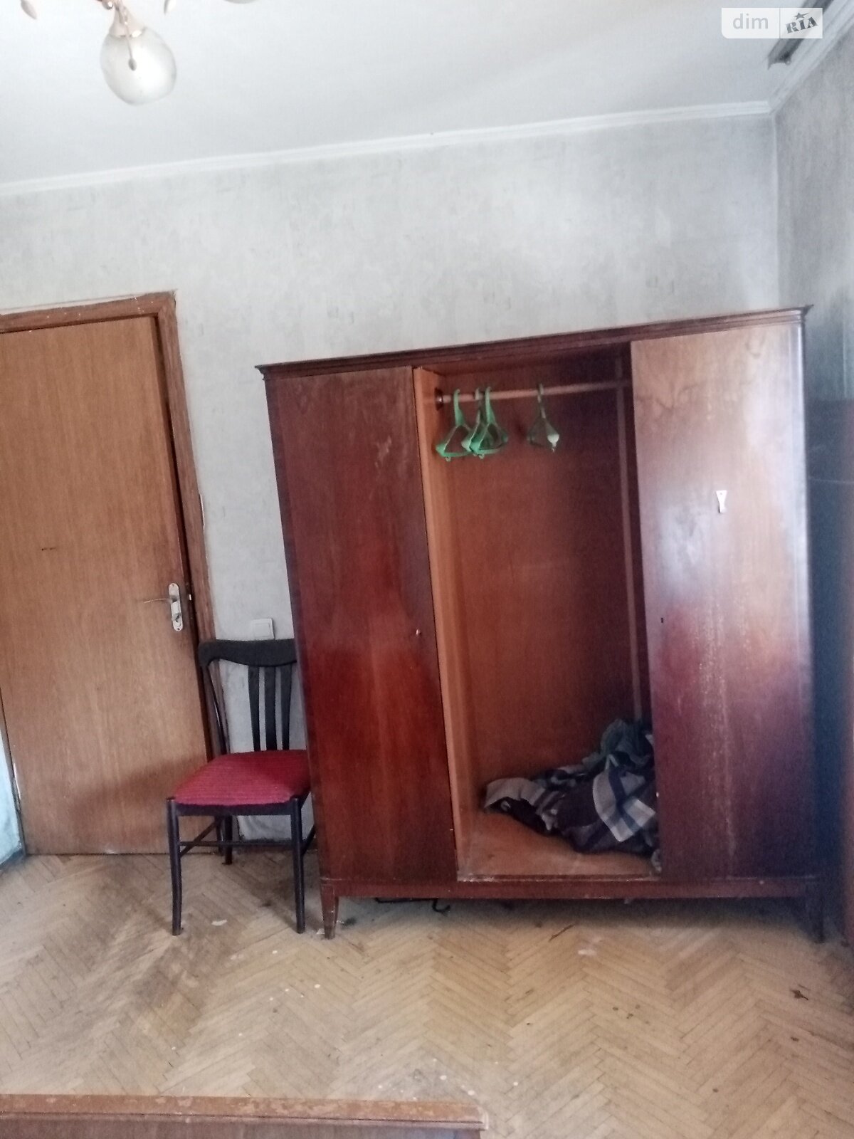 Кімната в Києві, район Шулявка вулиця Академіка Янгеля 4 помісячно фото 1 Кімната в Києві, район Шулявка вулиця Академіка Янгеля 4 помісячно фото 1