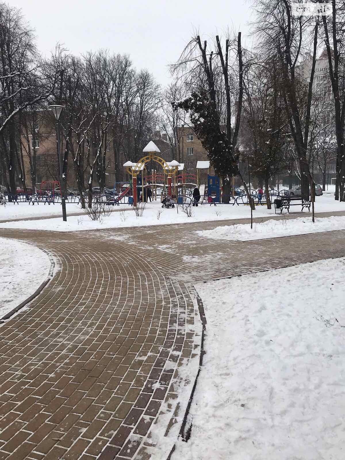 Кімната без господарів в Києві, район Солом’янський вулиця Сергія Берегового (Мартиросяна) 13 помісячно фото 1