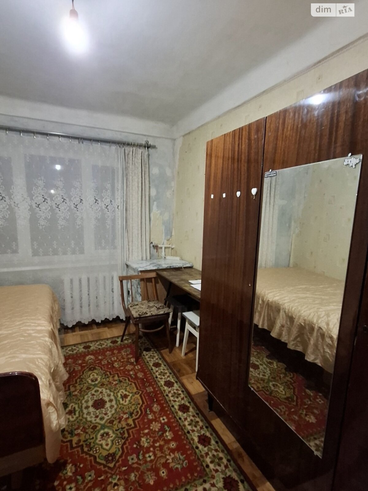 Кімната в Києві, район Соцмісто вулиця Вінстона Черчилля (Червоноткацька) 18 помісячно фото 1