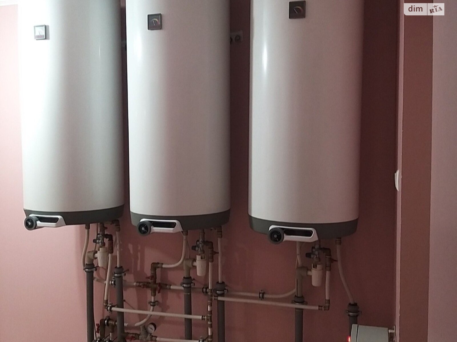 Комната в Киеве, район Святошино улица Верховинная 88, кв. 3, помесячно фото 1 Комната в Киеве, район Святошино улица Верховинная 88, кв. 3, помесячно фото 1