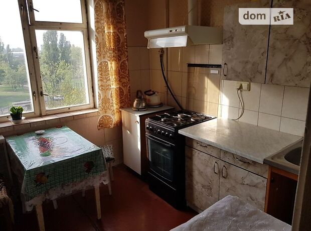 Комната в Киеве, район Татарка улица Татарская 38 помесячно фото 1 Комната в Киеве, район Татарка улица Татарская 38 помесячно фото 1