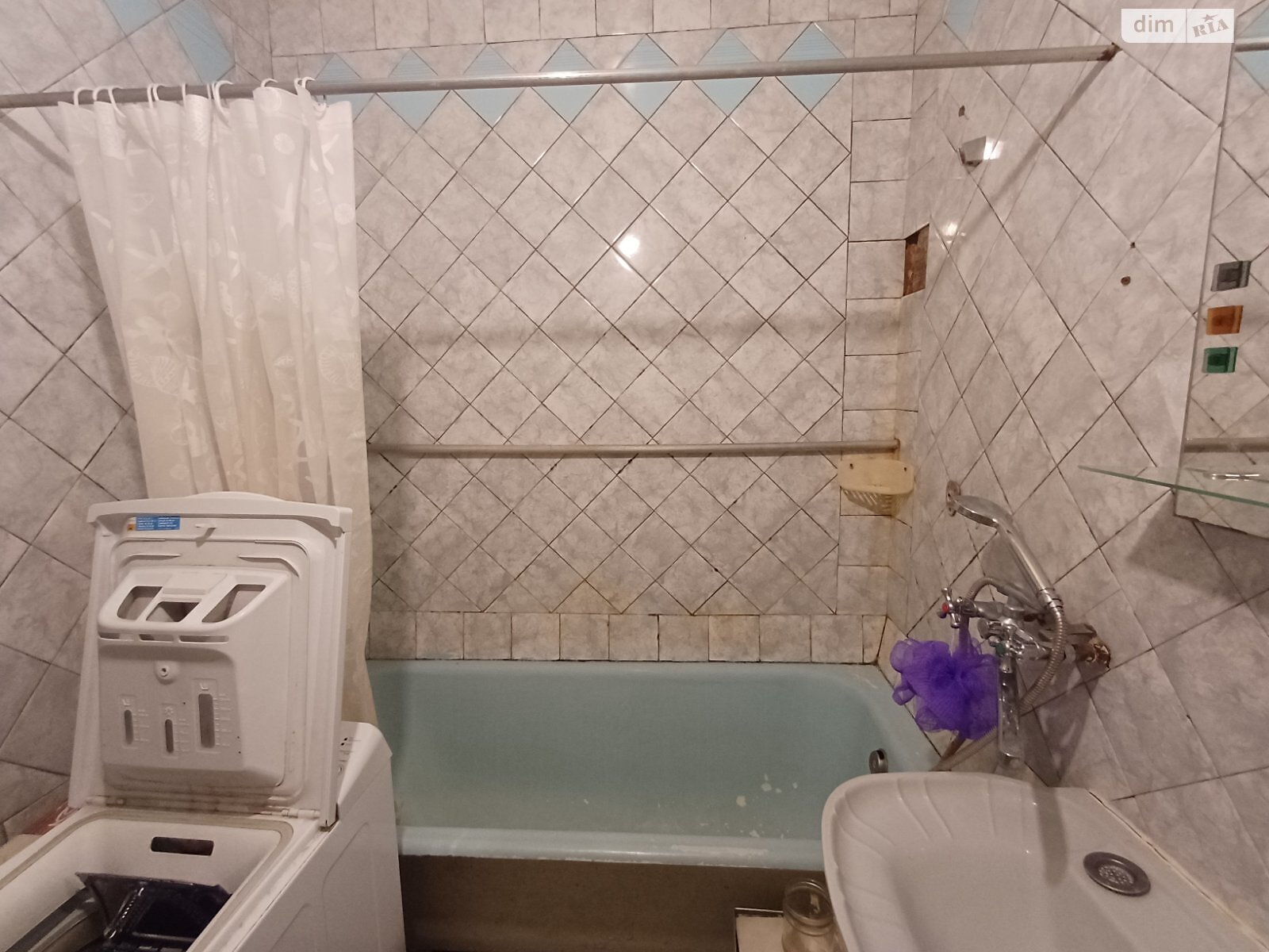 Комната проживание без хозяев в Киеве, район Теремки-1 улица Теремковская 17, кв. 21, помесячно фото 1 Комната проживание без хозяев в Киеве, район Теремки-1 улица Теремковская 17, кв. 21, помесячно фото 1