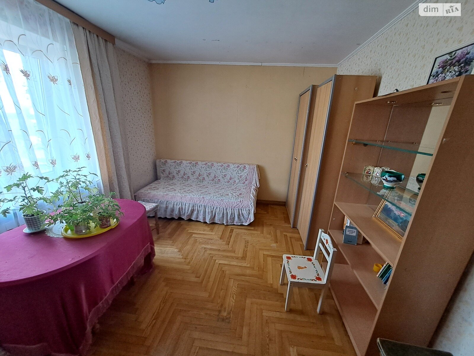 Комната в Киеве, район Троещина проспект Червоной Калины (Маяковского Владимира) 72 помесячно фото 1 Комната в Киеве, район Троещина проспект Червоной Калины (Маяковского Владимира) 72 помесячно фото 1