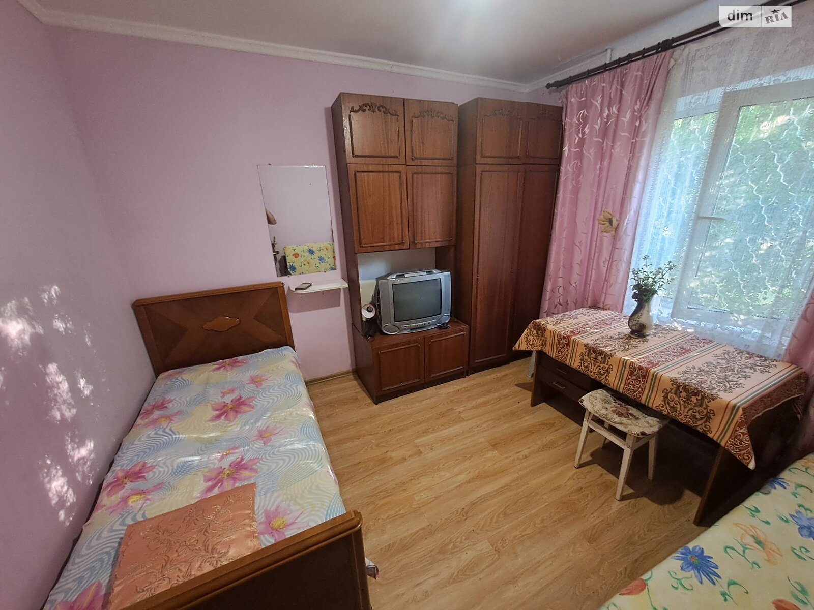Кімната в Києві, район Троєщина проспект Червоної Калини (Маяковського Володимира) 54/9 помісячно фото 1 Кімната в Києві, район Троєщина проспект Червоної Калини (Маяковського Володимира) 54/9 помісячно фото 1
