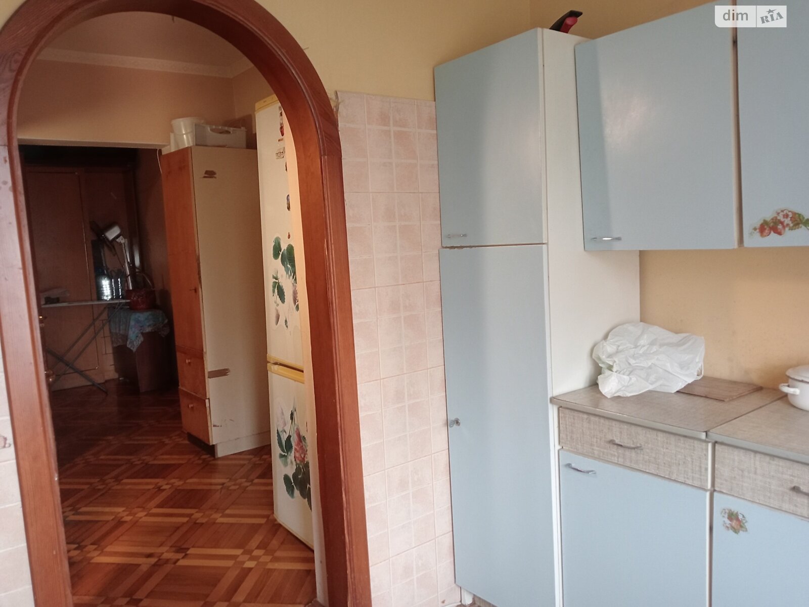 Комната проживание без хозяев в Киеве, район Троещина проспект Червоной Калины (Маяковского Владимира) 5А помесячно фото 1 Комната проживание без хозяев в Киеве, район Троещина проспект Червоной Калины (Маяковского Владимира) 5А помесячно фото 1