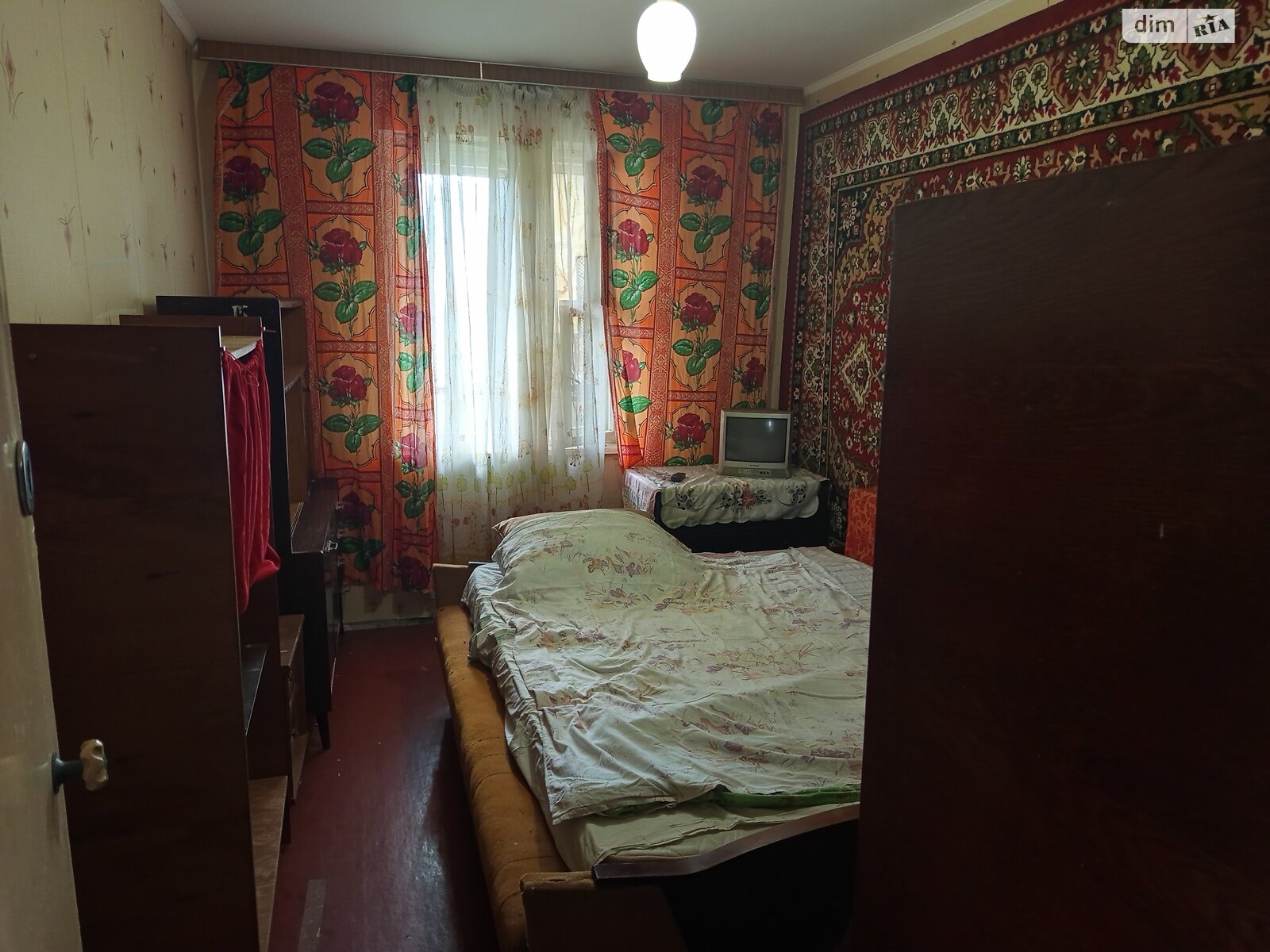 Комната в Киеве, район Троещина улица Милославская 23, кв. 141, помесячно фото 1 Комната в Киеве, район Троещина улица Милославская 23, кв. 141, помесячно фото 1