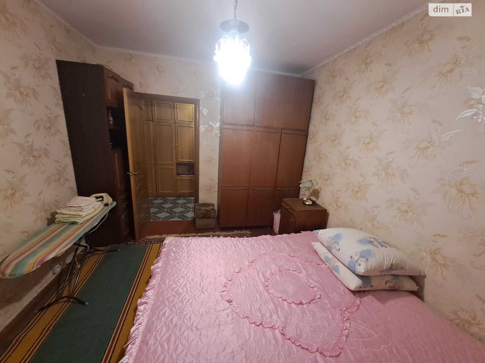 Комната в Киеве, район Троещина улица Оноре де Бальзака 92А помесячно фото 1 Комната в Киеве, район Троещина улица Оноре де Бальзака 92А помесячно фото 1