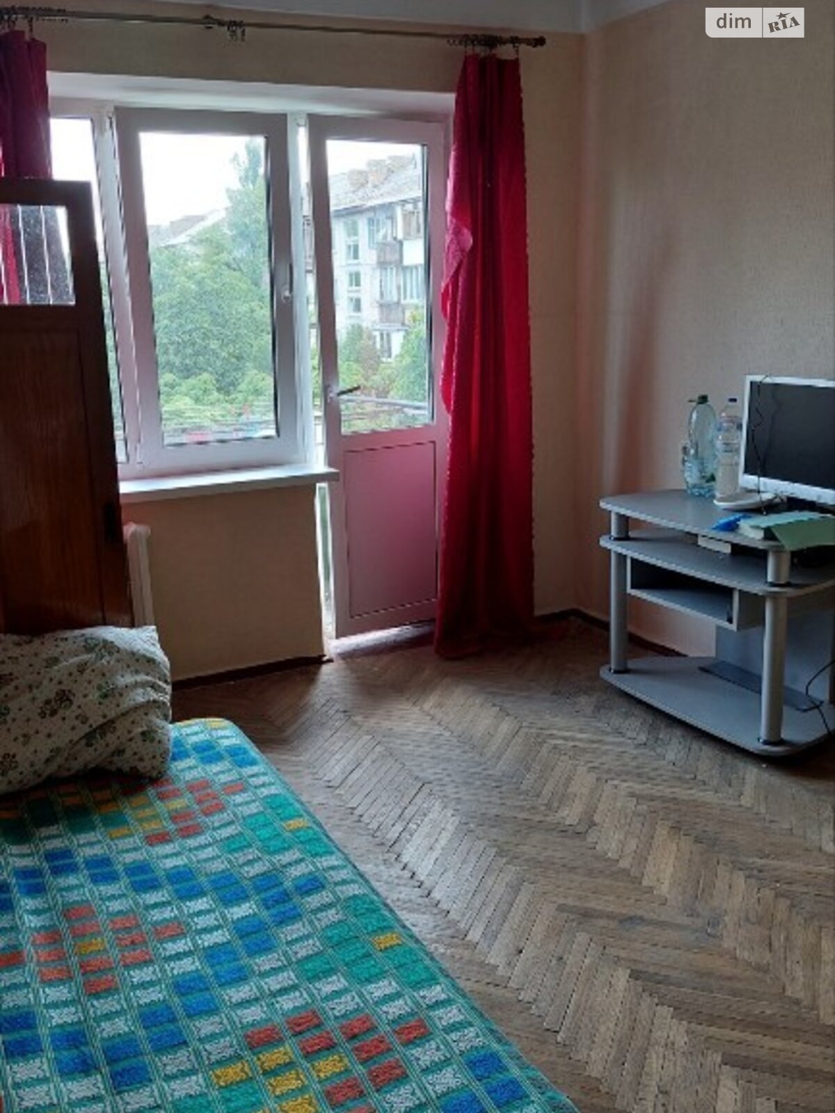 Кімната в Києві, район Воскресенка вулиця Івана Микитенка 7В помісячно фото 1 Кімната в Києві, район Воскресенка вулиця Івана Микитенка 7В помісячно фото 1