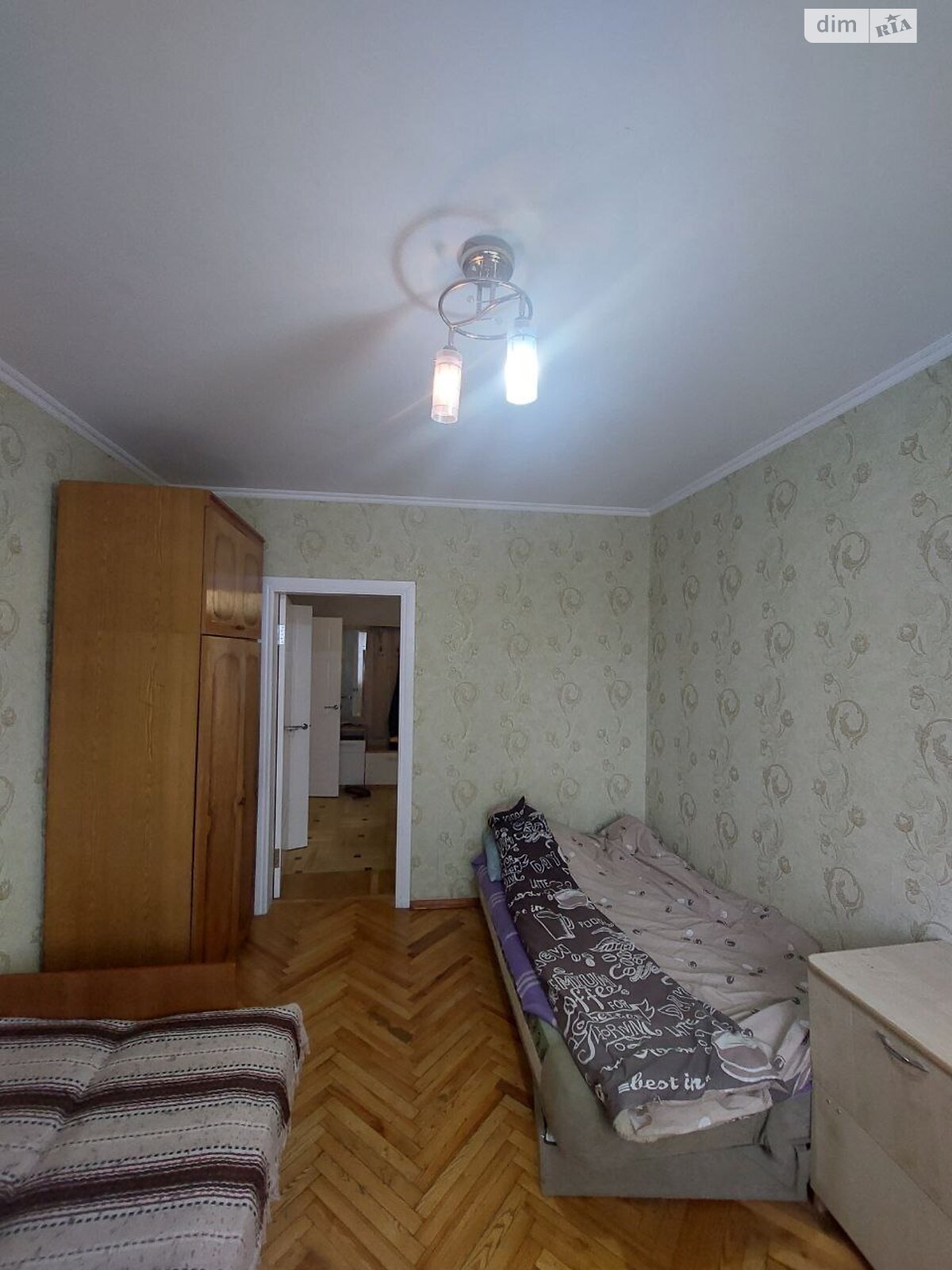 Комната в Киеве, район Южная Борщаговка улица Александра Махова (Жолудева) 4В, кв. 89, помесячно фото 1 Комната в Киеве, район Южная Борщаговка улица Александра Махова (Жолудева) 4В, кв. 89, помесячно фото 1