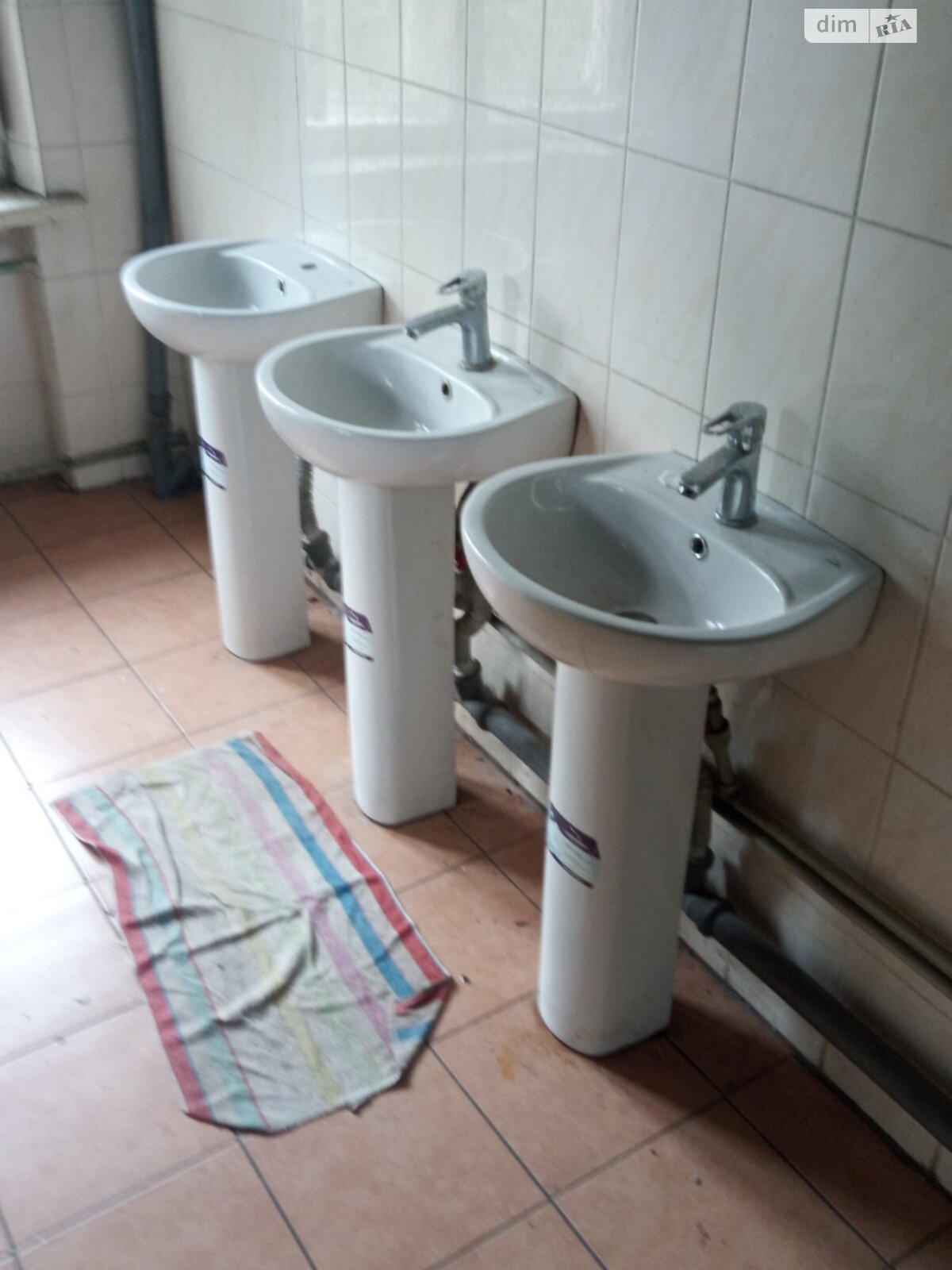 Комната в Кривом Роге, район Покровский улица Кремлевская 6 помесячно фото 1 Комната в Кривом Роге, район Покровский улица Кремлевская 6 помесячно фото 1