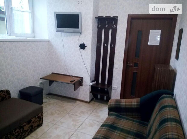Комната в Луцке, район Красное улица Красного Креста 16 помесячно фото 1 Комната в Луцке, район Красное улица Красного Креста 16 помесячно фото 1