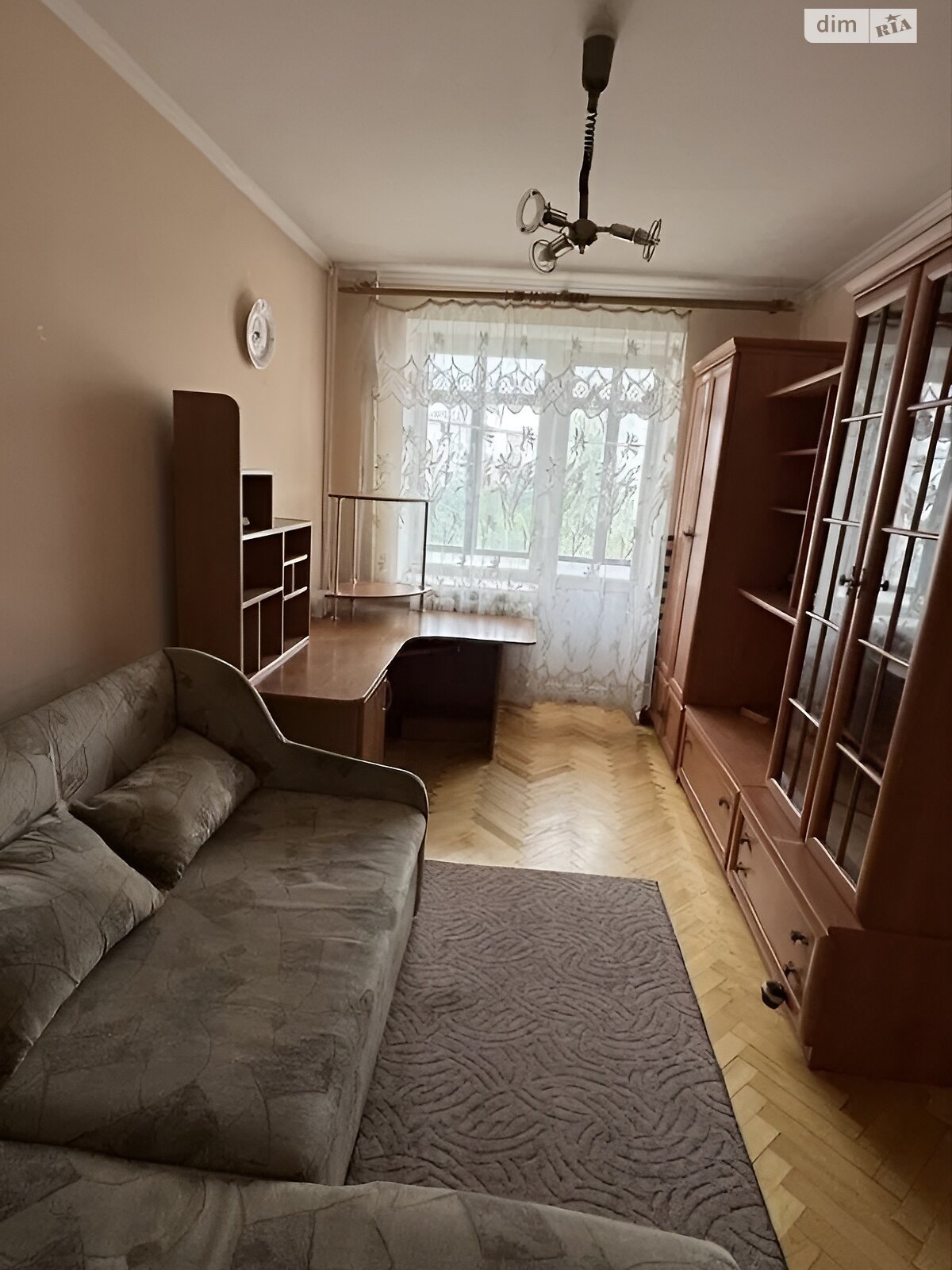 Комната проживание без хозяев в Львове, район Голоско улица Липы Юрия 16 помесячно фото 1 Комната проживание без хозяев в Львове, район Голоско улица Липы Юрия 16 помесячно фото 1