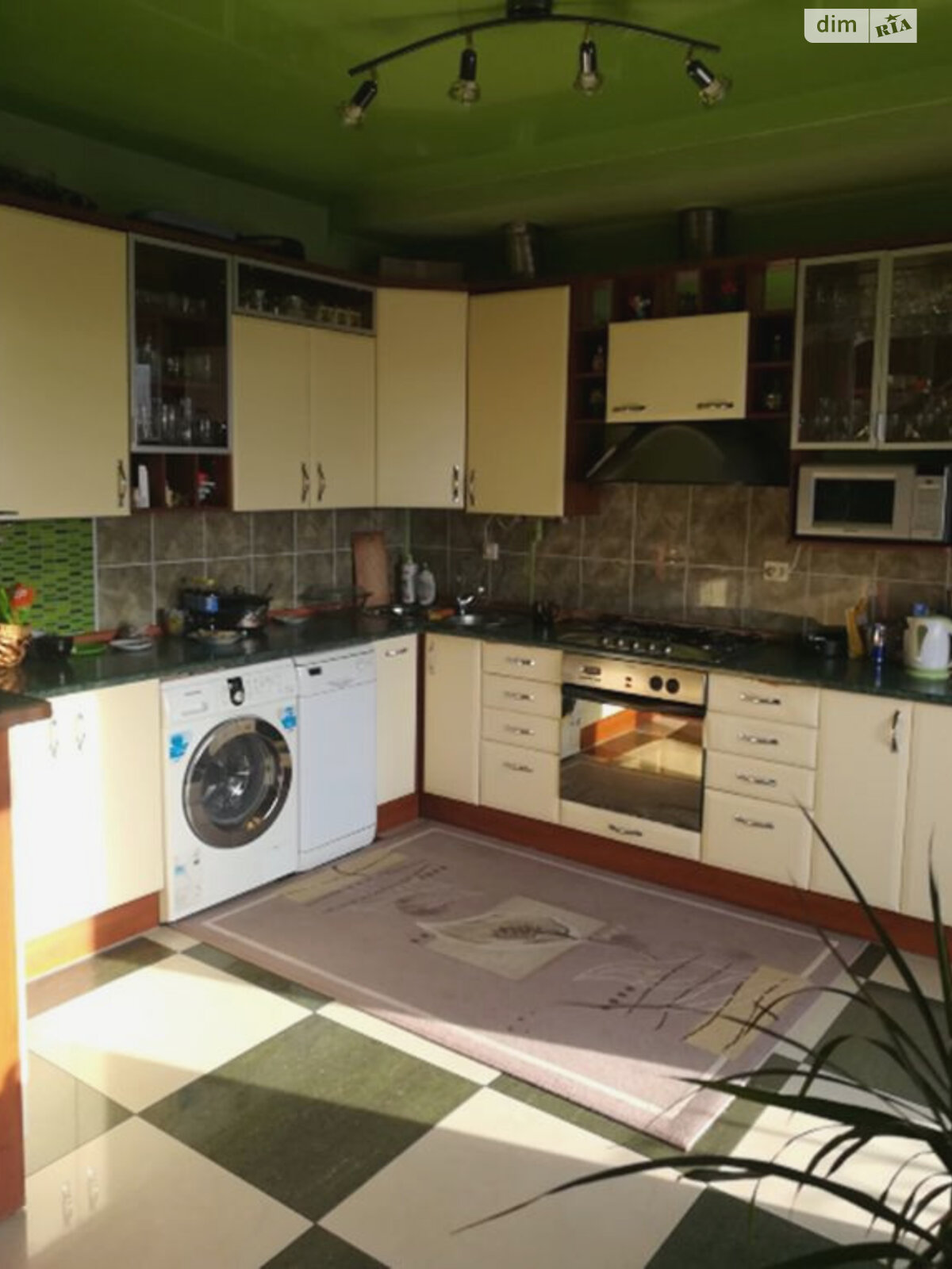 Кімната в Львові, район Клепарів вулиця Моринецька 5 помісячно фото 1 Кімната в Львові, район Клепарів вулиця Моринецька 5 помісячно фото 1