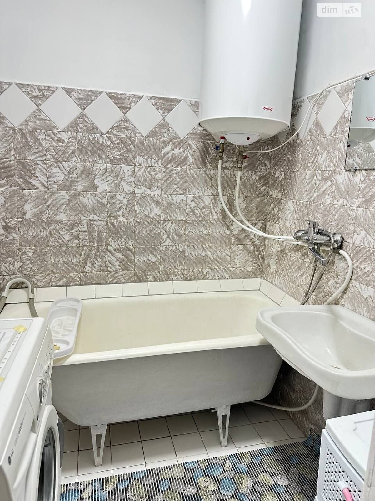 Кімната проживання без господарів в Львові, район Левандівка вулиця Широка 90 помісячно фото 1